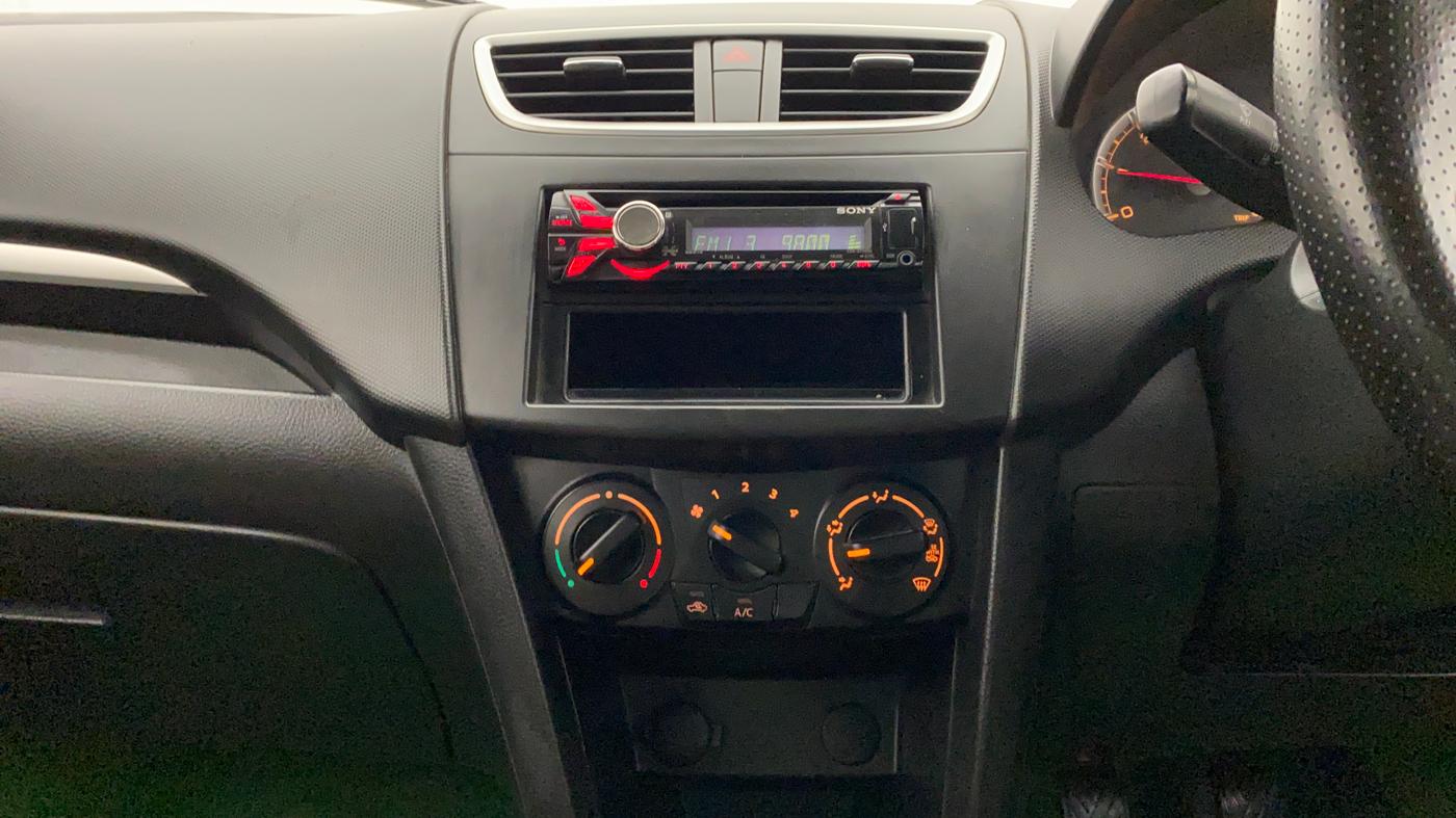 2013 Maruti Swift VDI, Diesel, Manual, 73,858 km, Air Conditioner