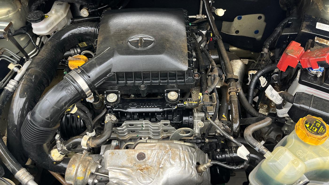 2022 Tata NEXON XZ PLUS PETROL KAZIRANGA, Petrol, Manual, 18,028 km, Engine View