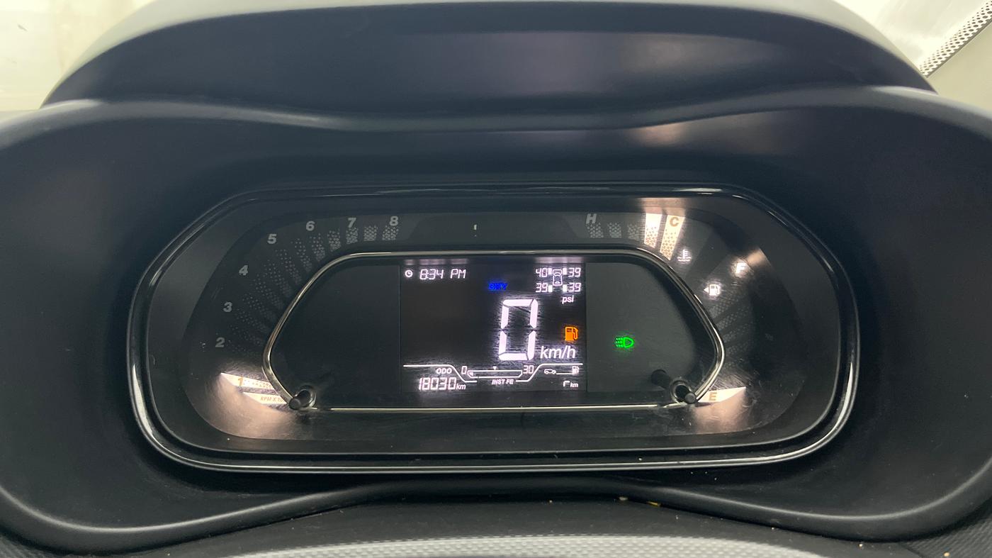 2022 Tata NEXON XZ PLUS PETROL KAZIRANGA, Petrol, Manual, 18,028 km, Odometer Image
