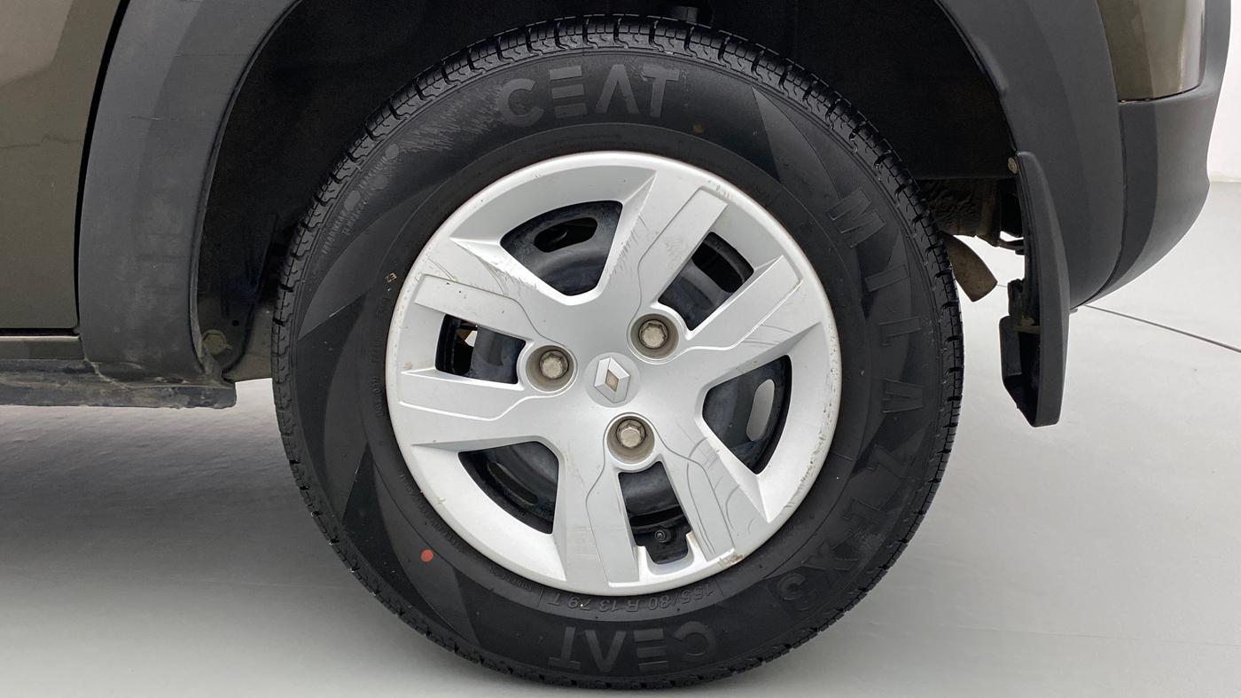 2019 Renault Kwid RXT 1.0 AMT (O), CNG, Automatic, 38,635 km, Left Rear Wheel