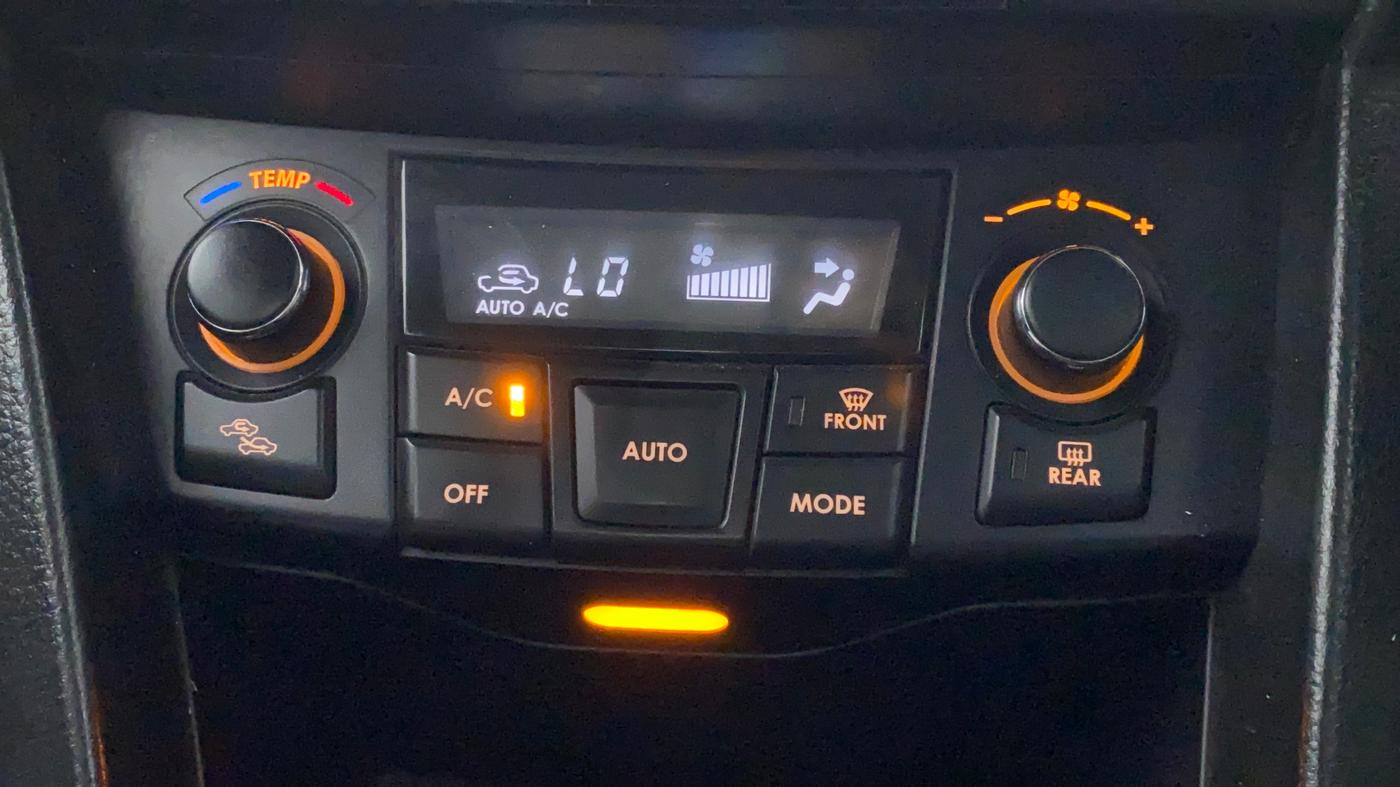 2016 Maruti Swift ZXI, Petrol, Manual, 50,413 km, Automatic Climate Control