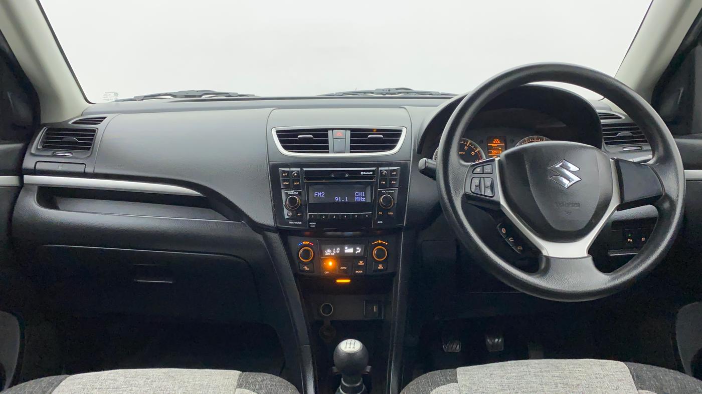 2016 Maruti Swift ZXI, Petrol, Manual, 50,413 km, Dashboard