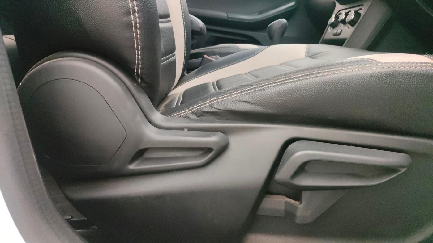 2021 Tata TIAGO NRG XZ MT, Petrol, Manual, 37,330 km, Driver Side Adjustment Panel