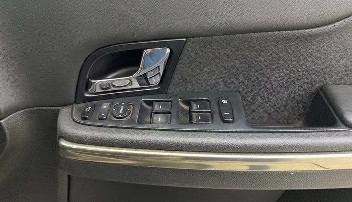 2018 Tata Hexa XTA 4X2 7 STR, Diesel, Automatic, 62,654 km, Driver Side Door Panels Control