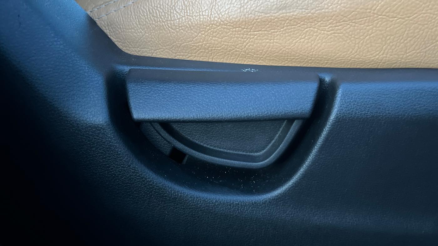 2020 Hyundai NEW SANTRO SPORTZ MT, Petrol, Manual, 34,400 km, Driver Side Adjustment Panel