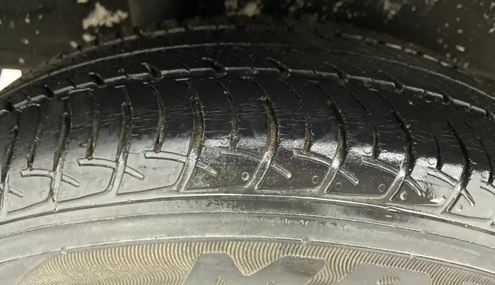 2019 Maruti New Wagon-R ZXI 1.2 old, Petrol, Manual, 20,535 km, Right Rear Tyre Tread