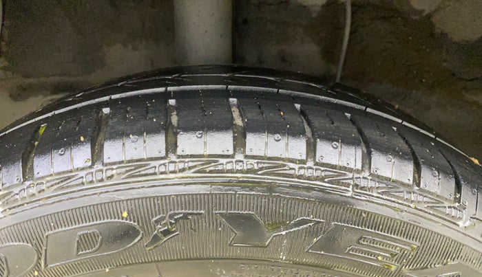 2014 Hyundai Grand i10 ASTA (O) 1.2 KAPPA VTVT, Petrol, Manual, 87,427 km, Right Rear Tyre Tread