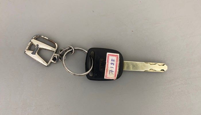 2015 Honda Amaze 1.2L I-VTEC VX, Petrol, Manual, 66,173 km, Key Close Up