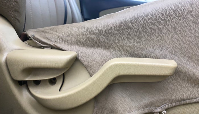 2015 Honda Amaze 1.2L I-VTEC VX, Petrol, Manual, 66,173 km, Driver Side Adjustment Panel