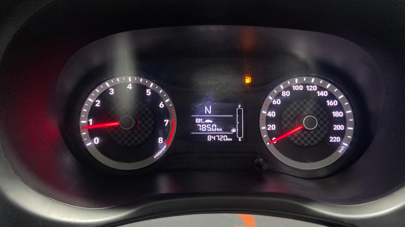 2021 Hyundai GRAND I10 NIOS MAGNA AMT 1.2 KAPPA VTVT, CNG, Automatic, 84,702 km, Odometer Image