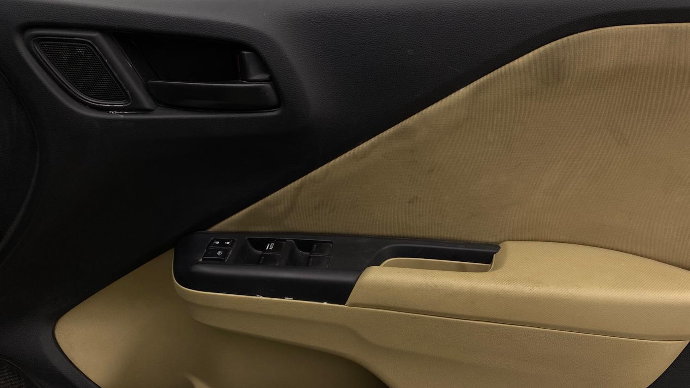 2016 Honda City 1.5L I-VTEC SV, Petrol, Manual, 78,740 km, Driver Side Door Panels Control