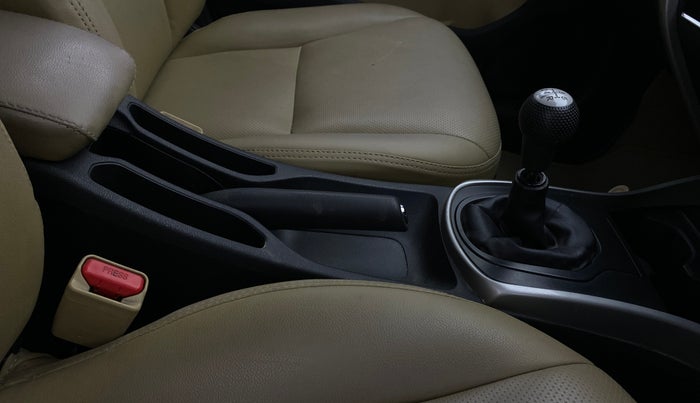 2016 Honda City 1.5L I-VTEC SV, Petrol, Manual, 78,740 km, Gear Lever