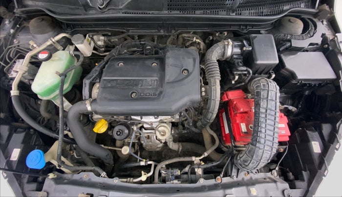 2017 Maruti S Cross ZETA 1.3, Diesel, Manual, 32,734 km, Engine Bonet View