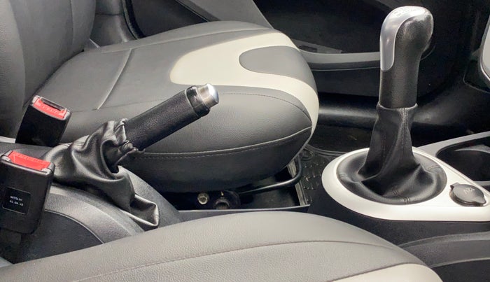 2015 Ford Figo 1.4 TITANIUM DURATORQ, Diesel, Manual, 67,701 km, Gear Lever