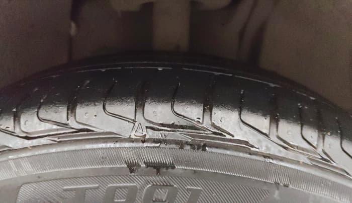 2019 Tata NEXON XZA PLUS DIESEL, Diesel, Automatic, 86,402 km, Right Front Tyre Tread