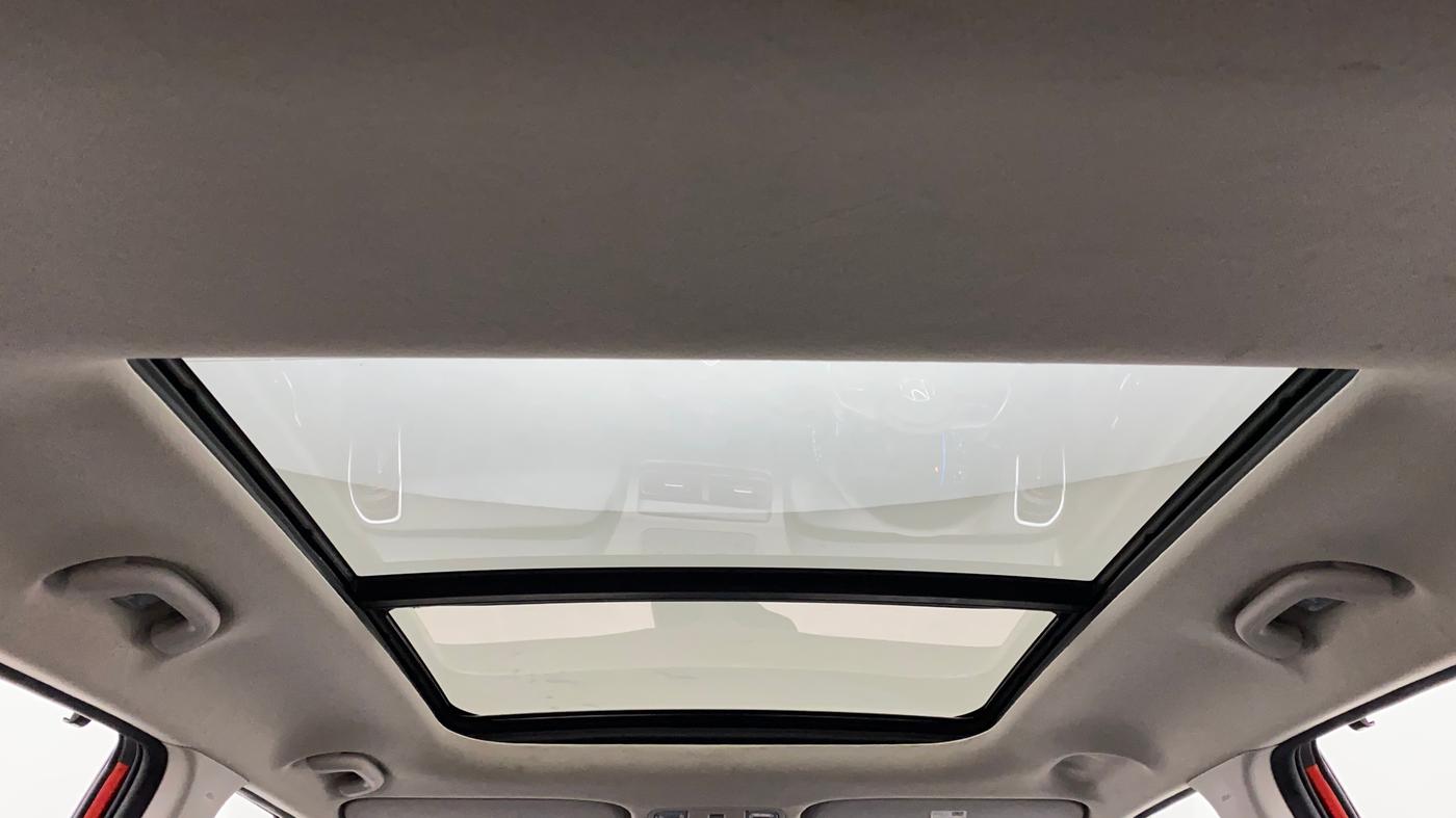 2020 Hyundai Creta SX (O) 1.4 TURBO DCT DUAL TONE, Petrol, Automatic, 30,499 km, Moonroof/ Sunroof