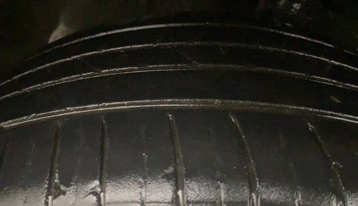 2019 Hyundai Verna 1.6 VTVT SX (O) AT, Petrol, Automatic, 72,960 km, Left Front Tyre Tread