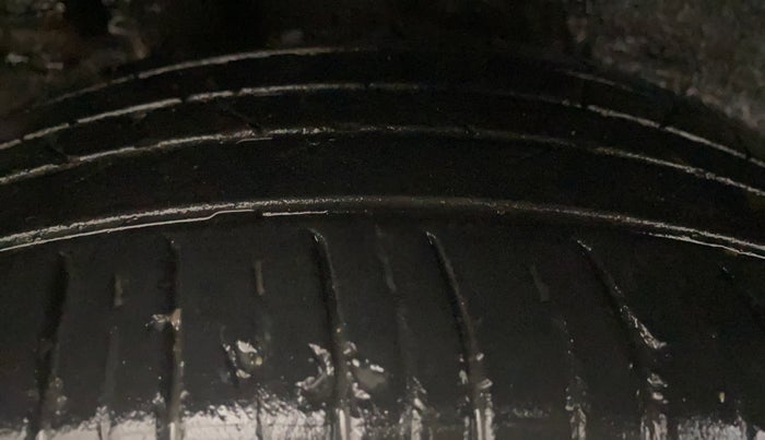 2019 Hyundai Verna 1.6 VTVT SX (O) AT, Petrol, Automatic, 72,960 km, Right Rear Tyre Tread