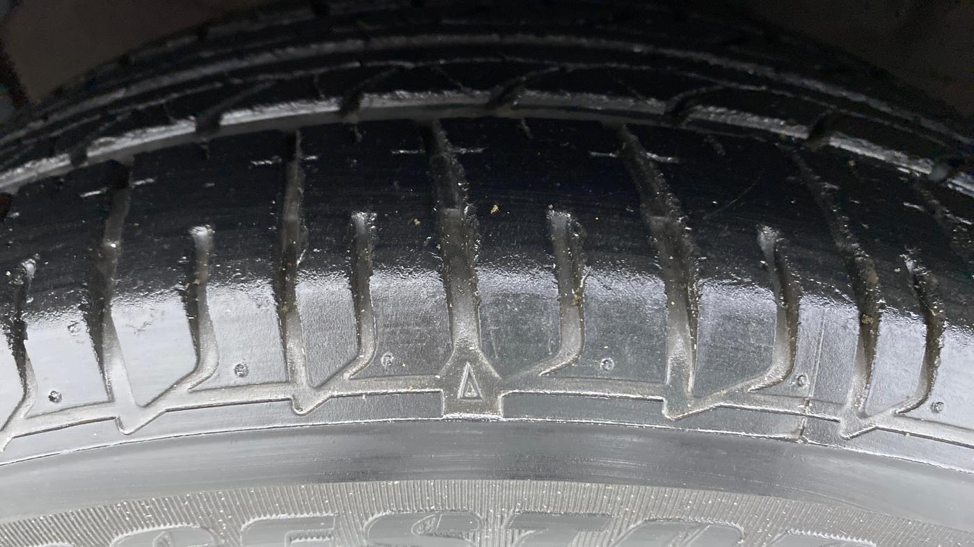 2014 Hyundai Verna FLUIDIC 1.4 VTVT CX, Petrol, Manual, 15,794 km, Left Front Tyre Tread