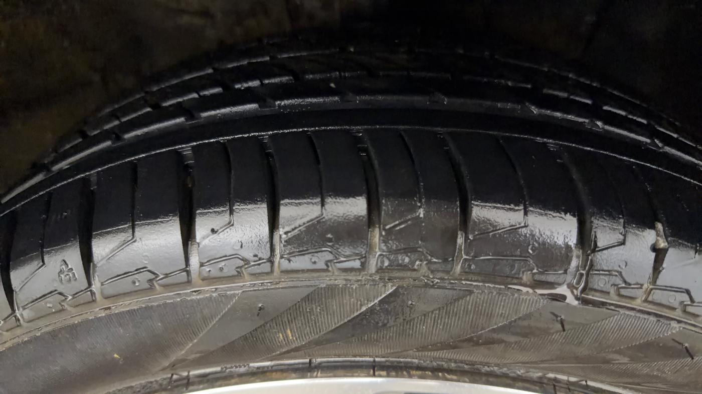 2017 Hyundai Verna 1.6 VTVT SX (O) AT, Petrol, Automatic, 86,523 km, Right Front Tyre Tread