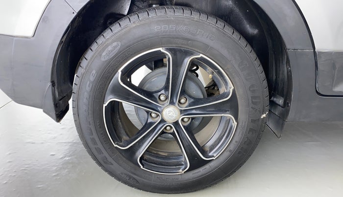 2015 Hyundai Creta 1.6 S, Petrol, Manual, 71,814 km, Right Rear Wheel
