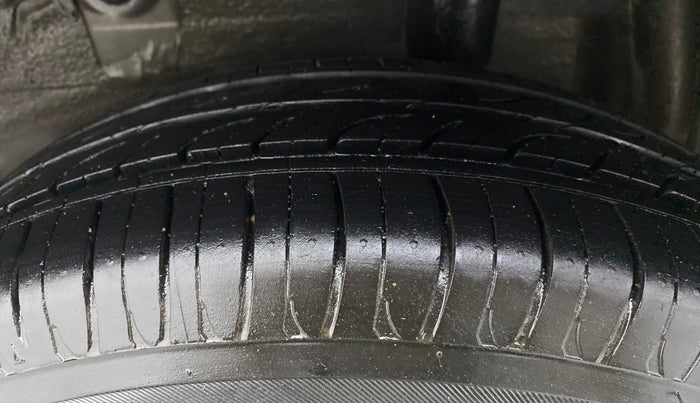 2016 Maruti Celerio ZXI AMT, Petrol, Automatic, 85,522 km, Left Rear Tyre Tread