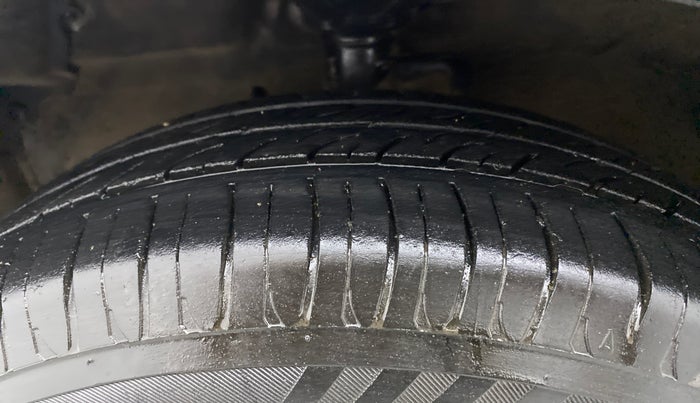 2016 Maruti Celerio ZXI AMT, Petrol, Automatic, 85,522 km, Left Front Tyre Tread