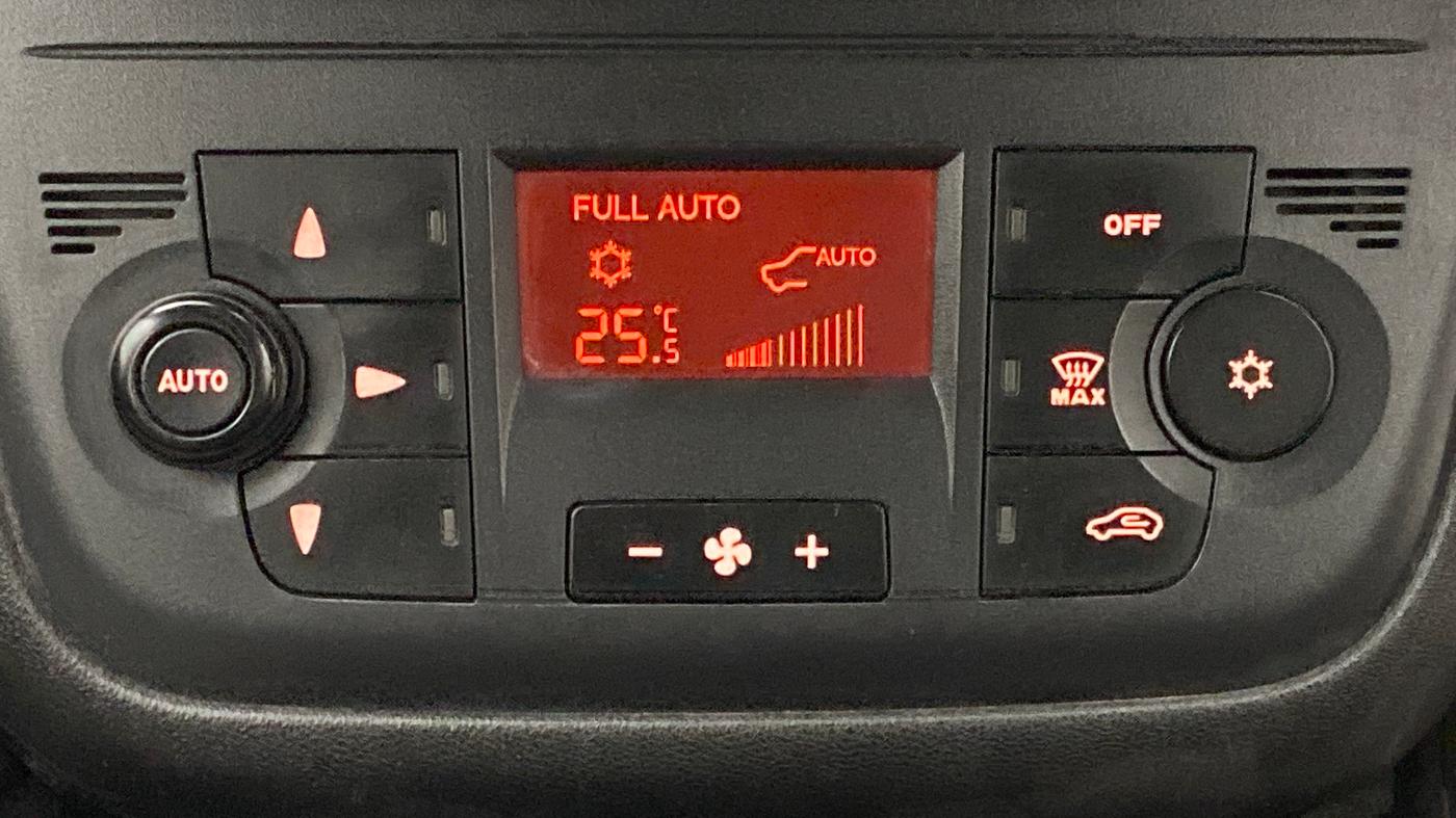 2015 Fiat Avventura EMOTION MULTIJET 1.3, Diesel, Manual, 59,581 km, Automatic Climate Control