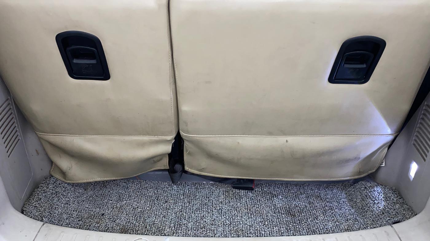 2019 Mahindra MARAZZO M6 7 STR, Diesel, Manual, 50,344 km, Boot Inside