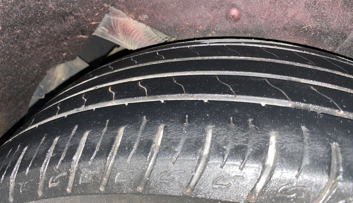 2019 Mahindra MARAZZO M6 7 STR, Diesel, Manual, 50,344 km, Left Rear Tyre Tread