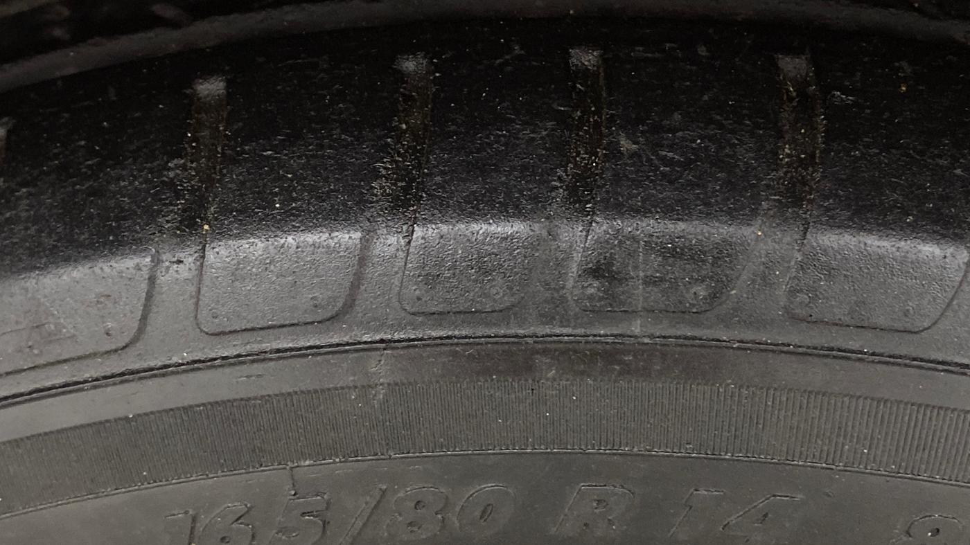 2023 Maruti Swift VXI, Petrol, Manual, 31,856 km, Right Rear Tyre Tread