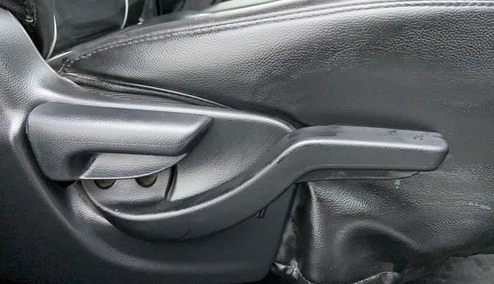 2018 Honda BR-V 1.5 i-VTEC V CVT, Petrol, Automatic, 21,729 km, Driver Side Adjustment Panel