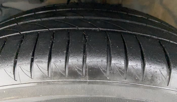 2018 Honda BR-V 1.5 i-VTEC V CVT, Petrol, Automatic, 21,729 km, Left Front Tyre Tread
