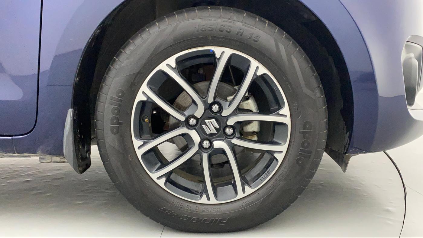 2020 Maruti Swift ZXI+, Petrol, Manual, 7,734 km, Right Front Wheel