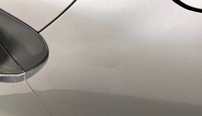 2012 Maruti Ritz VXI, Petrol, Manual, 97,514 km, Right fender - Slightly dented