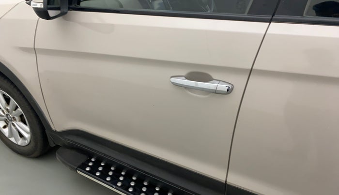 2016 Hyundai Creta SX PLUS AT 1.6 DIESEL, Diesel, Automatic, 74,865 km, Front passenger door - Paint has faded