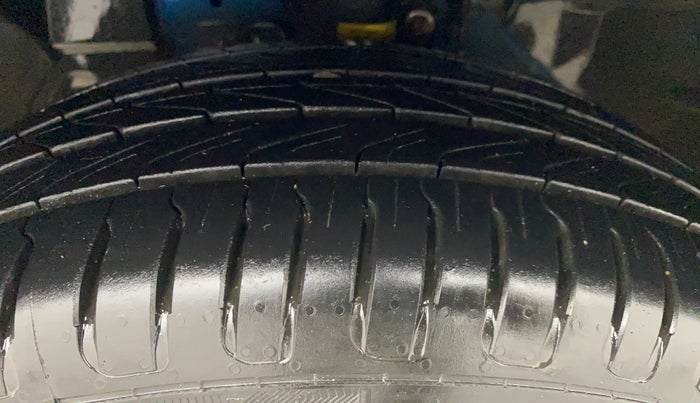 2018 Ford Ecosport TITANIUM 1.5L PETROL, Petrol, Manual, 44,147 km, Left Front Tyre Tread