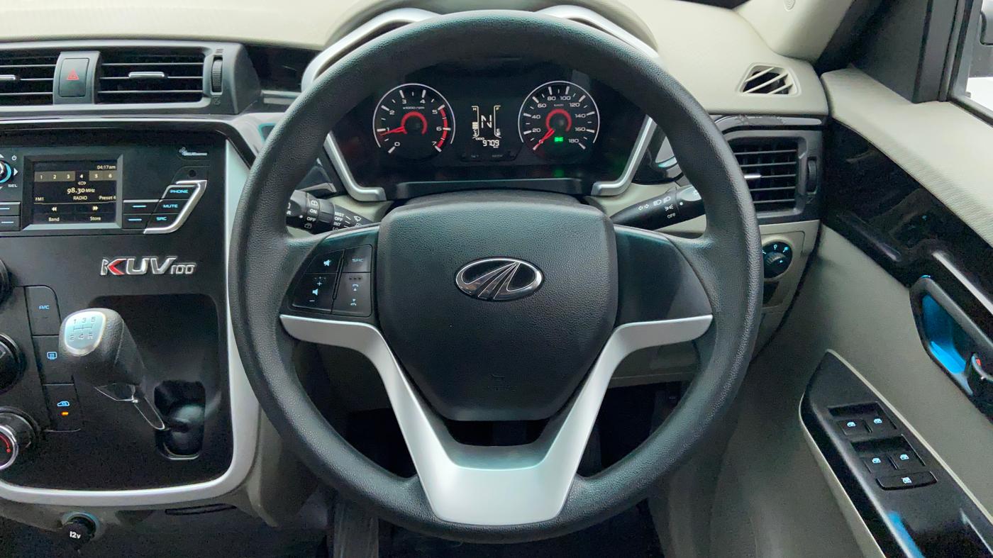 2016 Mahindra Kuv100 K6+ 6 STR, Petrol, Manual, 9,630 km, Steering Wheel Close Up