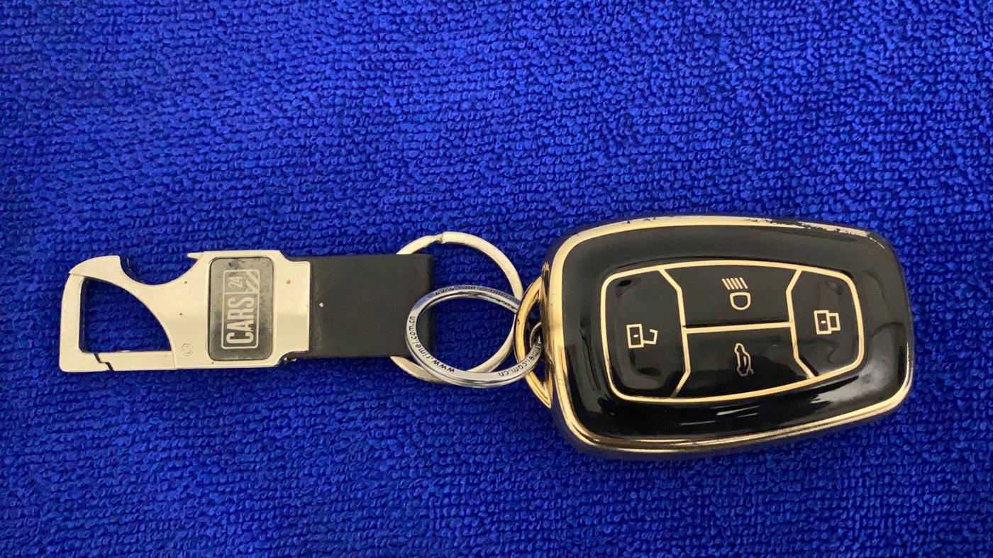2018 Tata NEXON XZA PLUS DIESEL, Diesel, Automatic, 76,975 km, Key Close Up