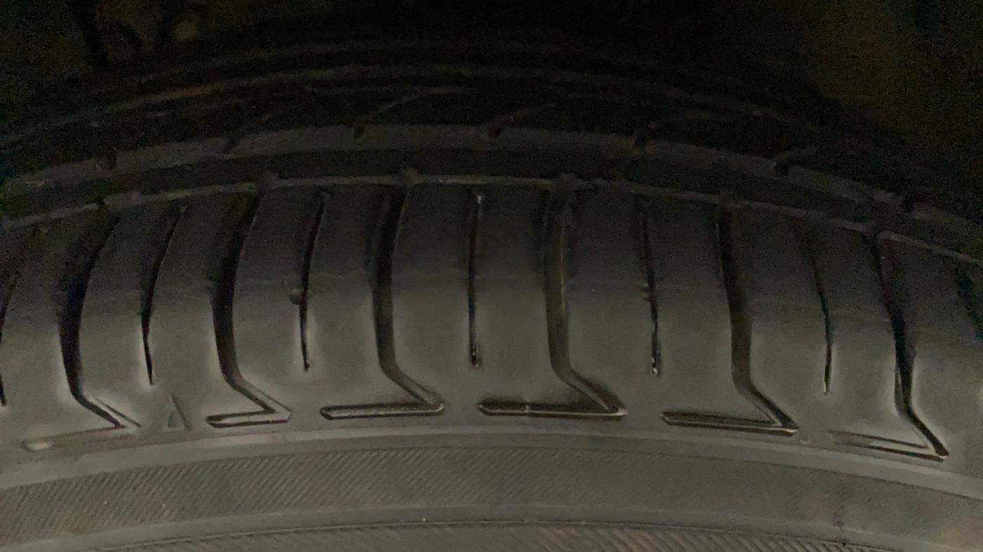 2018 Tata NEXON XZA PLUS DIESEL, Diesel, Automatic, 76,975 km, Left Rear Tyre Tread