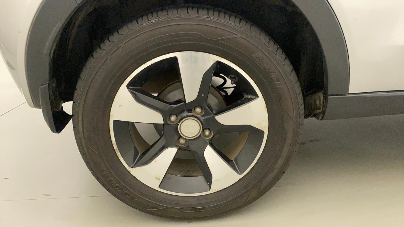 2018 Tata NEXON XZA PLUS DIESEL, Diesel, Automatic, 76,975 km, Right Rear Wheel