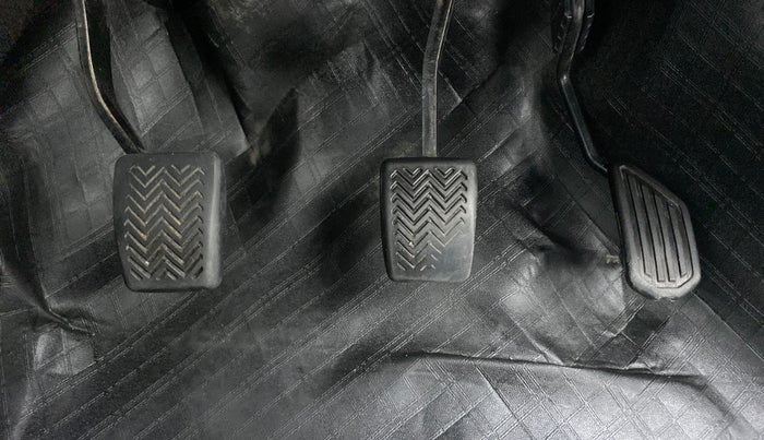 2012 Toyota Etios Liva GD, Diesel, Manual, 1,59,864 km, Pedals