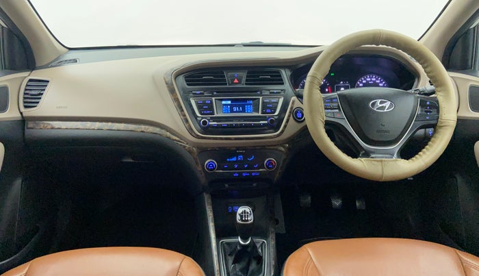 2015 Hyundai Elite i20 ASTA 1.4 CRDI, Diesel, Manual, 1,41,537 km, Dashboard