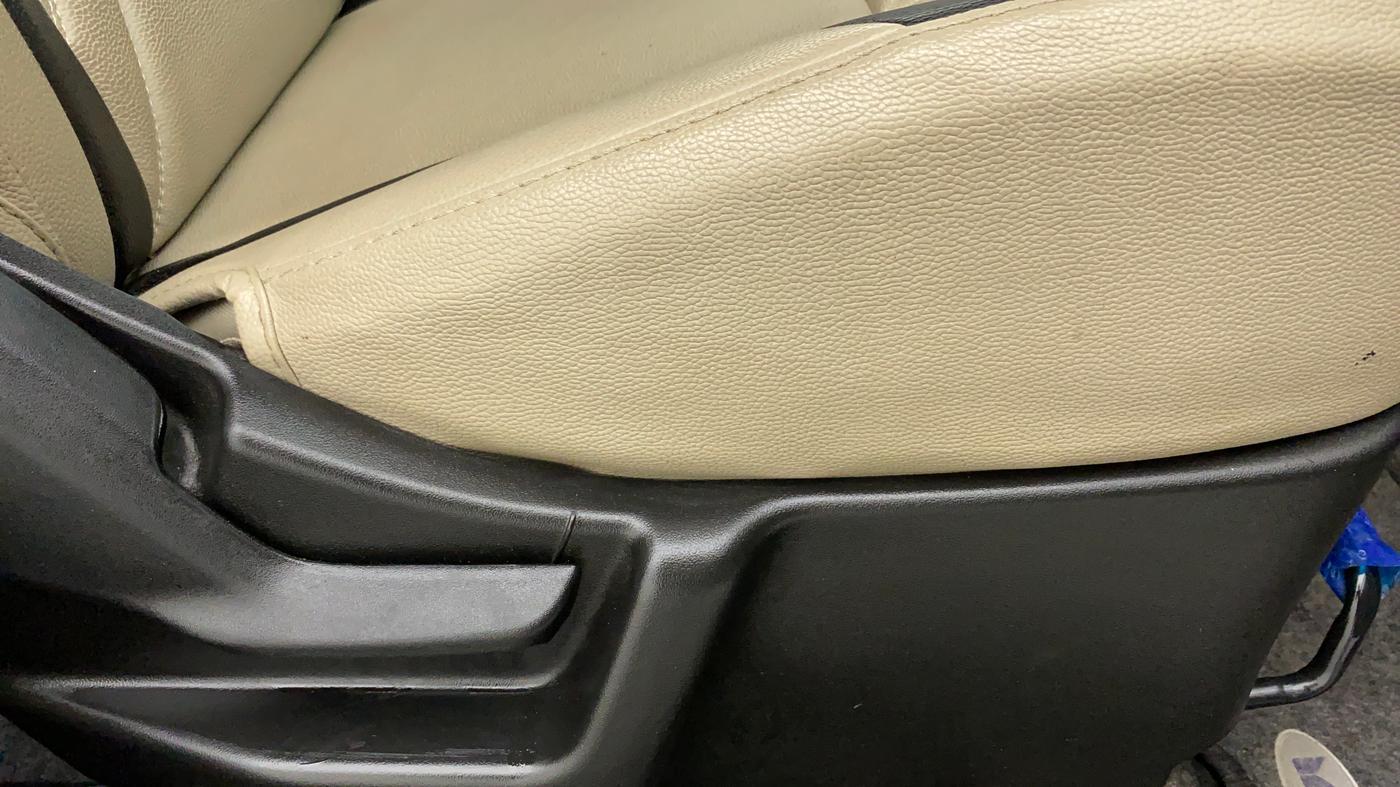 2021 Maruti New Wagon-R LXI CNG (O) 1.0, CNG, Manual, 31,819 km, Driver Side Adjustment Panel