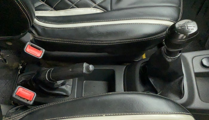 2016 Renault Kwid RXL, Petrol, Manual, 68,495 km, Gear Lever