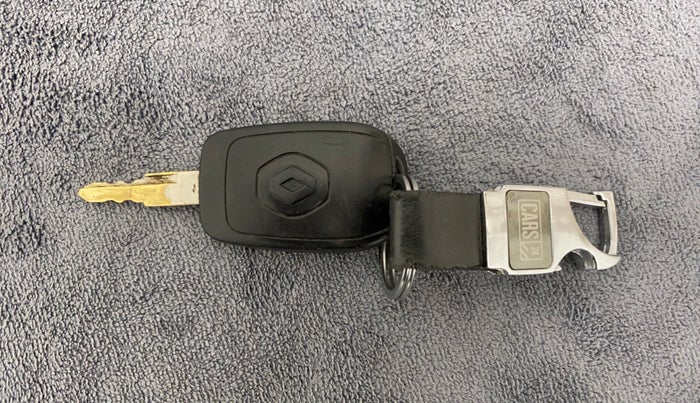 2016 Renault Kwid RXL, Petrol, Manual, 68,495 km, Key Close Up