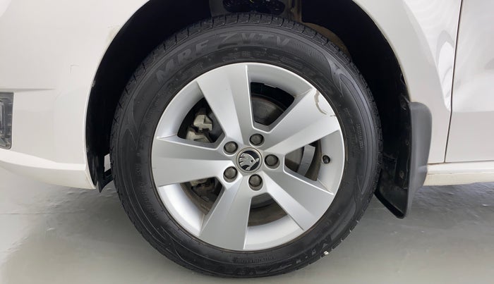 2020 Skoda Rapid 1.0 AMBITION TSI AT, Petrol, Automatic, 16,317 km, Left Front Wheel