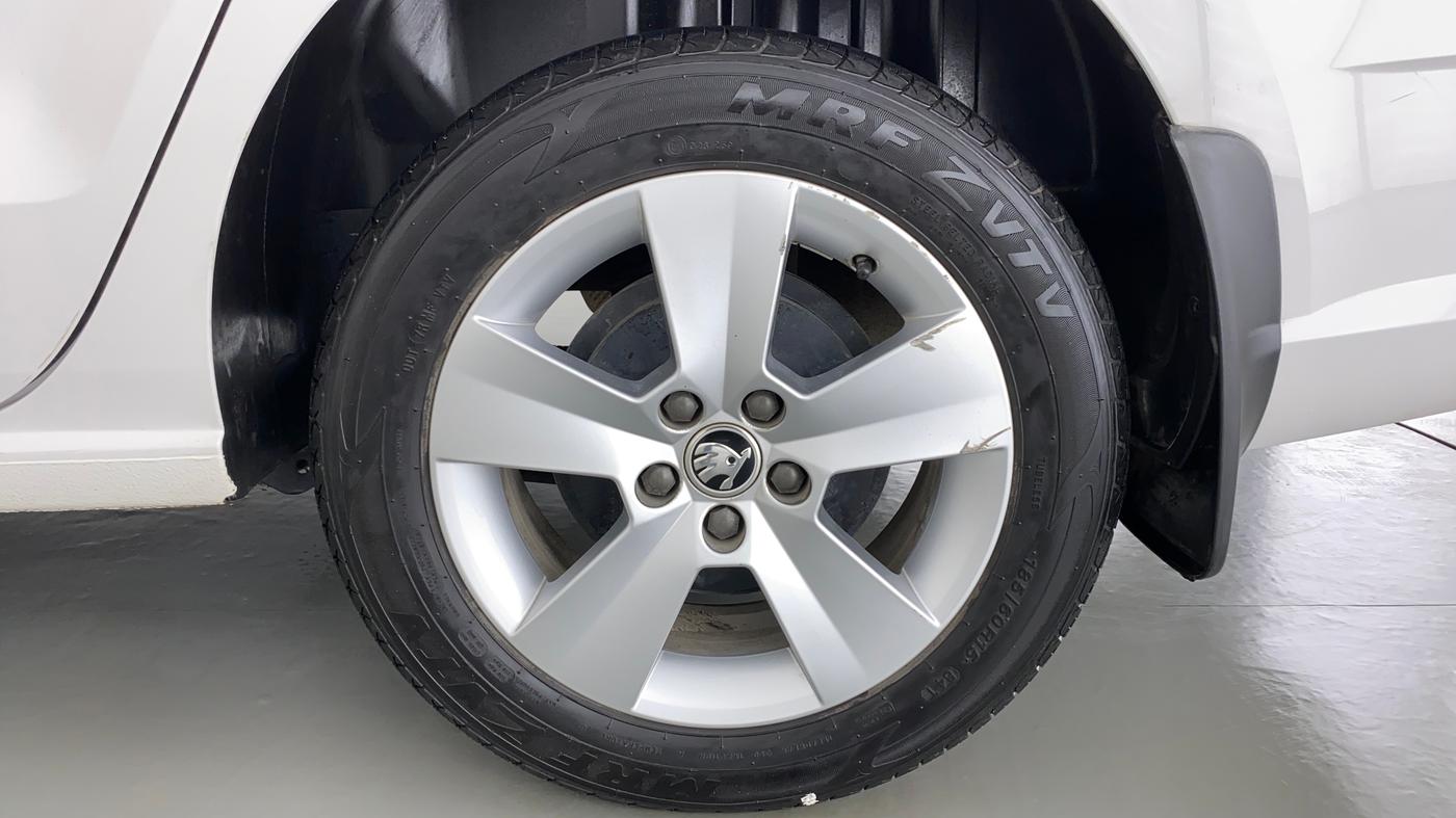 2020 Skoda Rapid 1.0 AMBITION TSI AT, Petrol, Automatic, 16,317 km, Left Rear Wheel