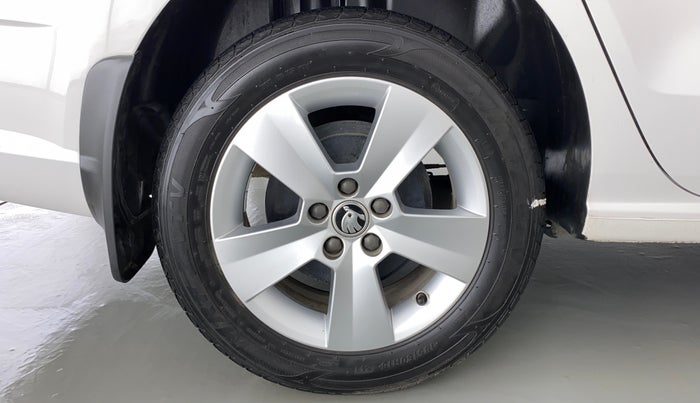 2020 Skoda Rapid 1.0 AMBITION TSI AT, Petrol, Automatic, 16,317 km, Right Rear Wheel