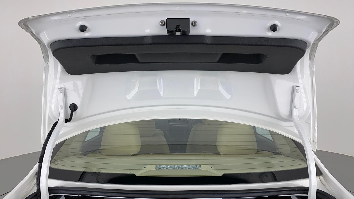 2020 Skoda Rapid 1.0 AMBITION TSI AT, Petrol, Automatic, 16,317 km, Boot Door Open
